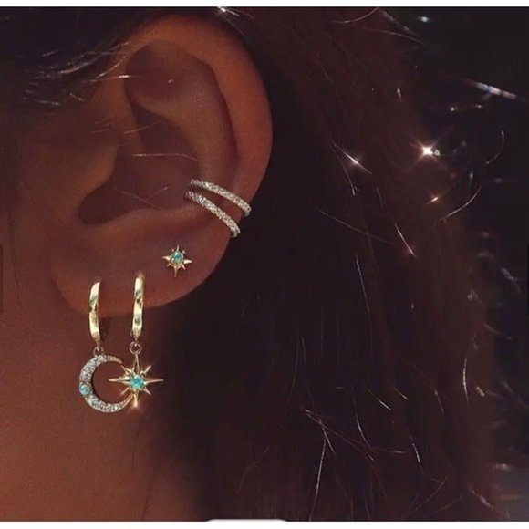 Dainty Star Opal Stud earrings Gold Star w tiny Opal ADORABLE studs - Picture 3 of 6